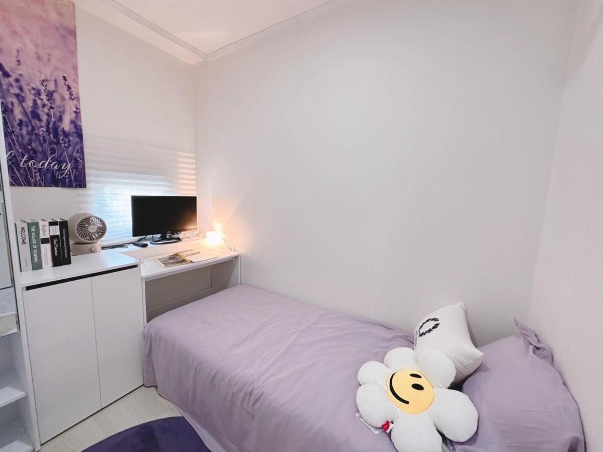 The Bay Cube House Female Only Guri Exterior photo