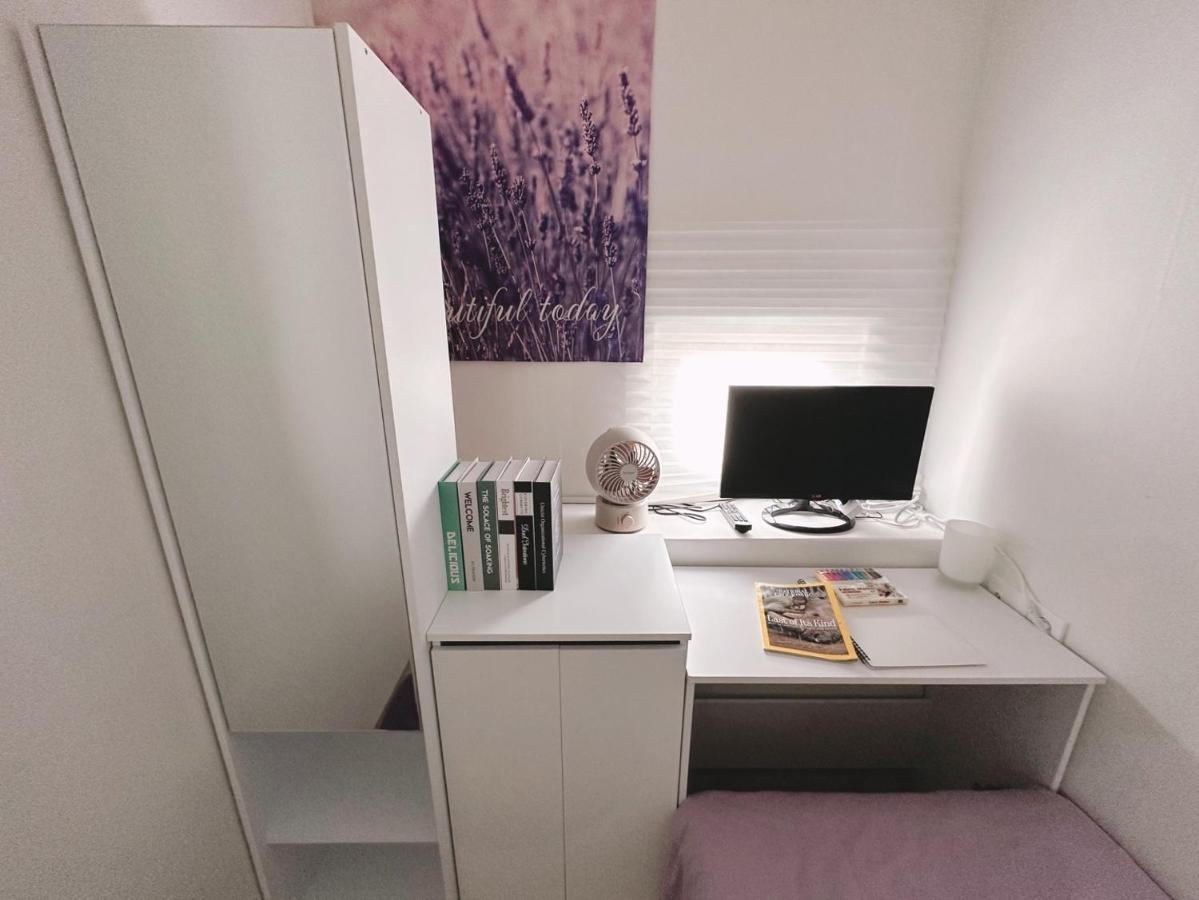 The Bay Cube House Female Only Guri Exterior photo